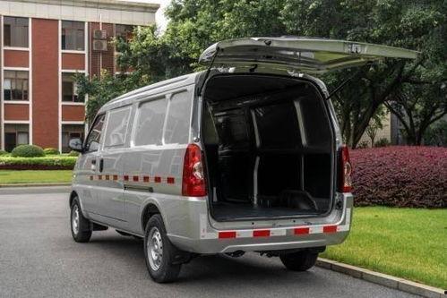 吃瓜网五菱demo广告,吃瓜网带你领略微型车界的颠覆之作！”