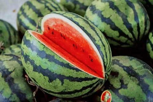 最近吃瓜网图,吃瓜网最新热图背后的惊人真相！